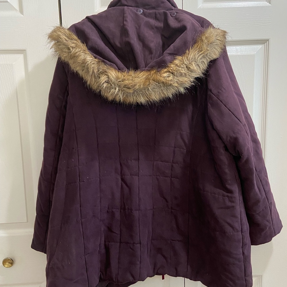 Womens Dark Purple quilted double zipper front long coat. - Picture 4 of 7